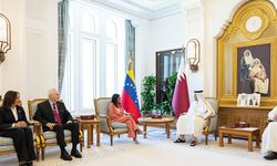 Katar Başbakanı Al Sani Venezuela'yı ziyaret etti