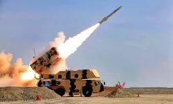 İran'dan seyrüsefer uyarısı