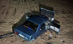 5 kişinin yaralandığı kazada araç bu hale geldi