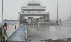 Çanakkale Boğazı'nda sis hakim: Gemi geçişlerine kapatıldı!