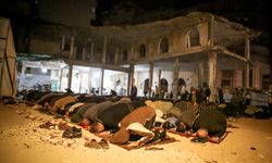 Gazze'de Ramazan'ın ilk teravihi kılındı!