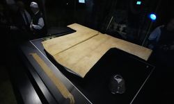 Hırka-i Şerif İstanbul'da ziyarete açıldı