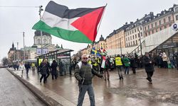 İsveç'te yüzlerce kişi Filistin için yürüdü