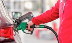 Akaryakıt fiyatlarına dev zam! 24 Şubat'ta pompaya yansıyacak