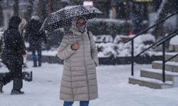 AKOM'dan İstanbul için kar alarmı! Yağışın başlayacağı tarih belli oldu