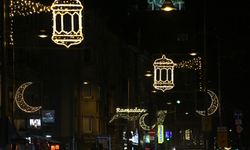Almanya Sokaklarında Ramazan Işıltısı!