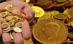 Altın yatırımcısının yüzü gülecek: Ünlü ekonomist o seviyeyi işaret etti! İşte rekor tahmin...