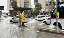 Eğitime şiddetli yağış engeli: Bir ilimizde okullar tatil edildi