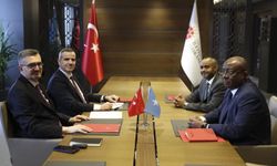 İletişim Başkanı Duran, Somalili bakanlarla bir araya geldi