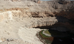 Tam 3 Galata Kulesi kadar büyük.. Kasabayı silip süpürebilecek kadar korkunç