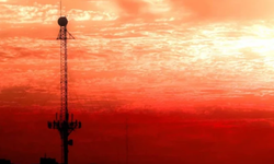 Rusların efsanevi hayalet radyosu ansızın konuşmaya başladı üst üste 12 mesaj peş peşe geldi! Acaba savaş mı yaklaşıyor?