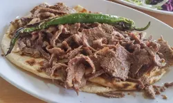 Büyük marketlerde  indirimli satılan dönerden at ve eşek eti çıktı