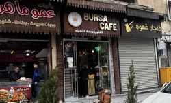 Araplaşıyoruz diyerek tabela sökenler: Halep'teki Türkçe tabelayı da söktürecek misiniz?