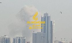 İran Bahreyn'deki ABD üssünü vurdu