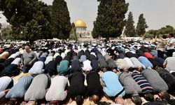 Hanefilere ve Şafiilere göre Teravih namazı kaç rekattır, nasıl kılınır?