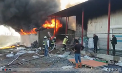 Diyarbakır'da plastik fabrikasında yangın