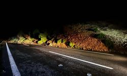 İstanbul-İzmir Otoyolu ulaşıma kapandı, Samsun'da yolcu otobüsü devrildi