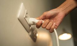 Adanalılar Dikkat! TOROSLAR EDAŞ Uyardı, Mumları Hazırlayın! 25 Şubat Çok Sayıda İlçede Elektrik Kesintisi!