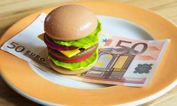 En pahalı hamburgeri en çok yiyen ülkeler belli oldu! Türkiye'nin sırası herkesi şaşırttı