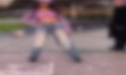 Çıplaklık 'moda' oldu, teyze isyan etti: Kafayı mı yediniz?