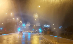 Mersin sağanağa teslim: Kuvvetli yağış kent genelinde etkisini sürdürüyor