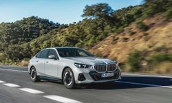 BMW yüz binlerce aracı geri çağıracak!