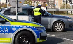 Uyuşturucu denetimi yapan polis uyuşturucu bağımlısı çıktı!