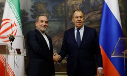 Lavrov, İranlı mevkidaşı Arakçi ile görüştü!