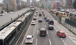 İstanbul'da bazı bölgelerde trafik yoğun!
