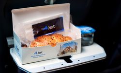 AJet'ten yurt içi uçuşlarında ücretsiz iftar ve sahur ikramı
