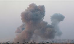 Suriye'nin Kuneytra kırsalına topçu atışı!