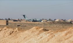 ABD, Suriye’deki son askeri üssünden çekilmeye başladı!