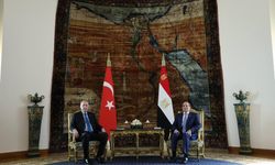 Cumhurbaşkanı Erdoğan Mısır'da, Sisi ile bir araya geldi!