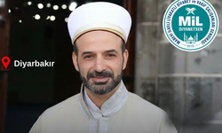 Kur'an Dinleten İmam ve Müezzin'in Yeri Değiştirildi!