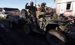 Şeytani.. Askerler için yüzlerce  bombalı ortopedik terlik gönderdiler