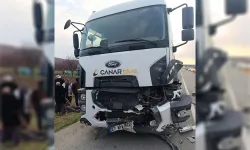 Malatya’da Feci Kaza: Otomobil ile Kamyon Kafa Kafaya Çarpıştı