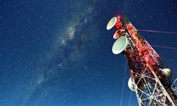 Gizemli bir radyo tarafından yayılan  Farsça sayıların gizemi