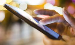 Kaçak cep telefonu operasyonu: 9 gözaltı