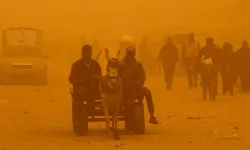 Gazze'yi kum fırtınası vurdu