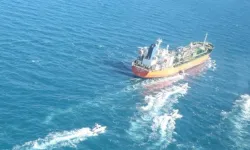 ABD petrol gemisi Basra Körfezi'nde İran tarafından vuruldu