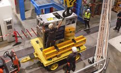 Tarihte ilk kez.. Kamyonla taşındı