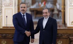 Arakçi'den Türkiye’ye füze iddialarına net yanıt!