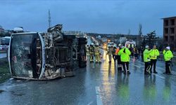 Büyükçekmece’de İşçi Servisi Devrildi!