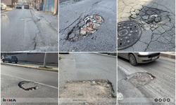 İzmir bildiğiniz gibi: Yağış sonrası yollar köstebek yuvası!