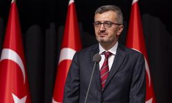 İran'dan ateşlenen balistik füze Gaziantep'e düştü: İletişim Başkanı Duran'dan son dakika açıklaması!