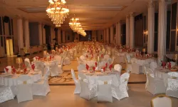 Bayram öncesi şok yasak! Ülkede bütün düğünler iptal edildi