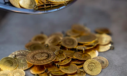 Gram altında son durum! Bugün ons, çeyrek ve gram altın kaç liradan işlem görüyor? Altın fiyatları 12 Mart 2026