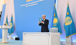 Kazakistan'da yeni anayasa!
