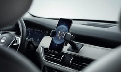 Araç içinde telefon tutucu ve koku yasaklandı mı?