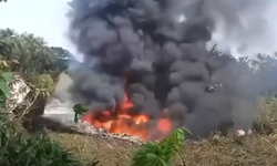 Son Dakika: 110’dan Fazla Asker Taşıyan Uçak Düştü